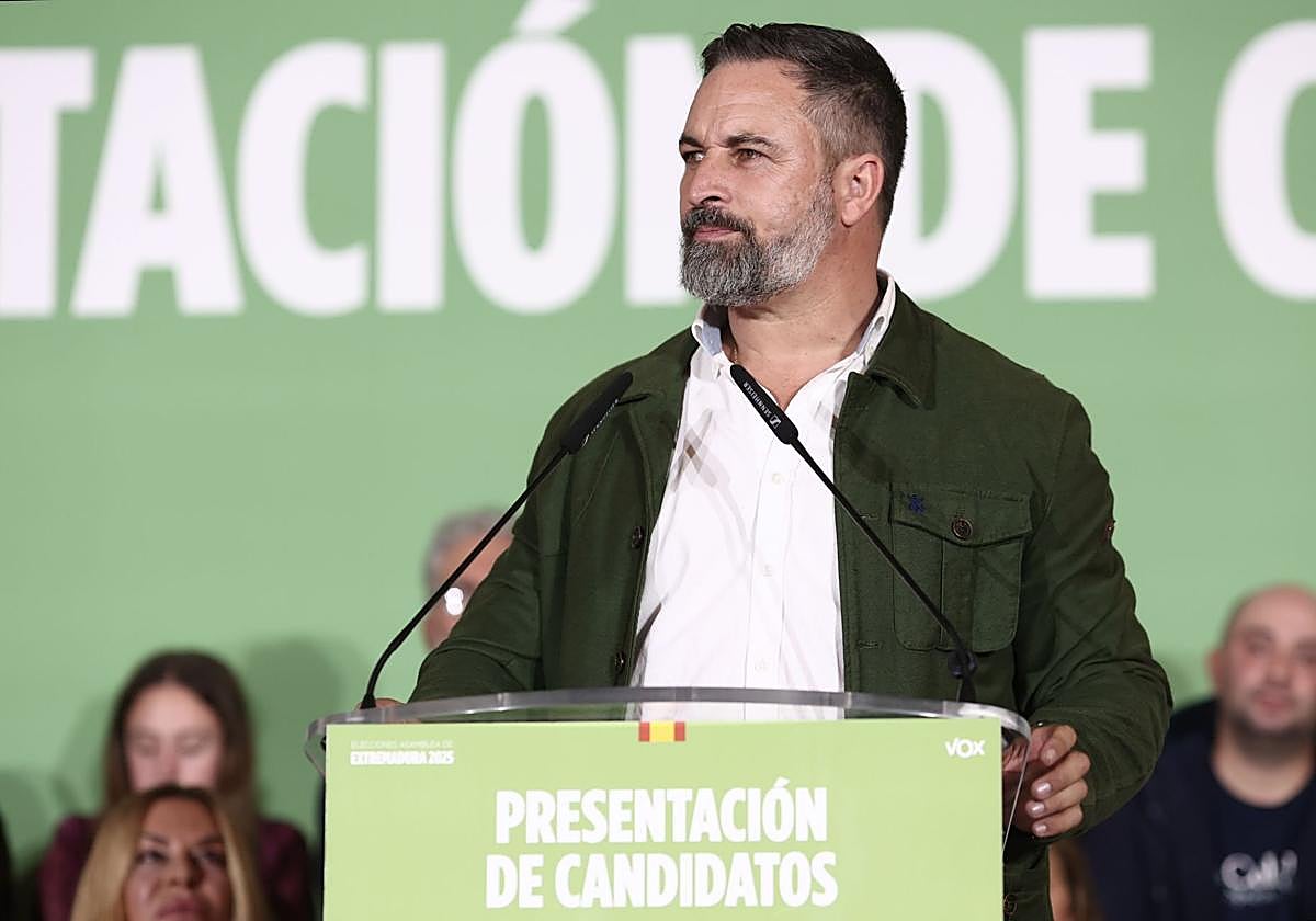 Abascal denuncia que Sánchez «sigue en su puesto» pese a la condena al  fiscal