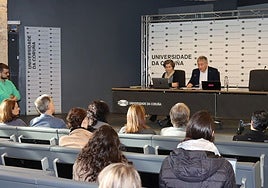 La UDC ratifica el acuerdo para Medicina pero advierte que implantarán el grado si se incumple