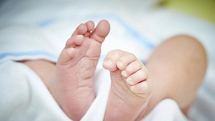 Premiar el nacimiento de niños, todavía un rara avis en Castilla-La Mancha