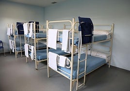 Los sintecho superan su primera noche de frío en Madrid: cena caliente, 456 camas y atención de día