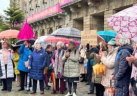 Los manifestantes en apoyo a García Ortiz no llegan a los mil en La Coruña y Santiago