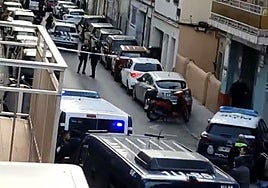 El joven al que la Policía disparó en Vallecas atacó a los agentes con un cuchillo al grito de 'Allahu Akbar'