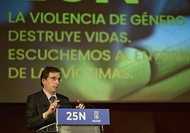 Almeida hace autocrítica y presiona a la oposición por el 25N ante la falta de acuerdo: «No estamos a la altura»