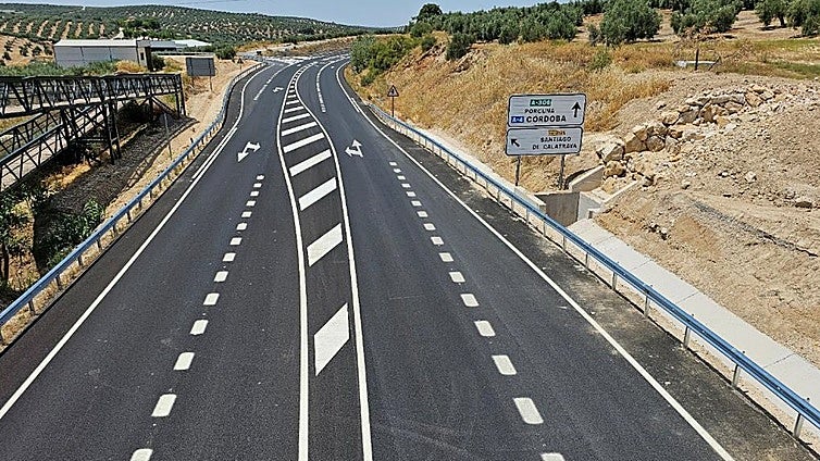 La Junta de Andalucía licita el proyecto de remodelación de 42 kilómetros de la A-306 entre El Carpio y Jaén