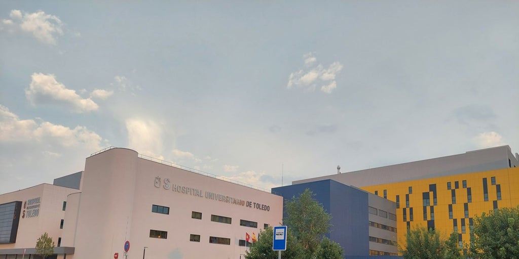 Dos mujeres hospitalizadas en Toledo por inhalación de humo tras un incendio en Chozas de Canales