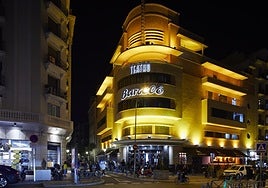 El juez cancela las cautelarísimas y vuelve a precintar Teatro Barceló por exceso de aforo