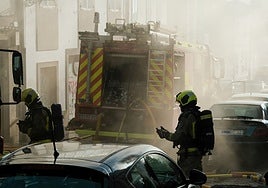 El conflicto con los bomberos se le enquista al ayuntamiento de Santiago