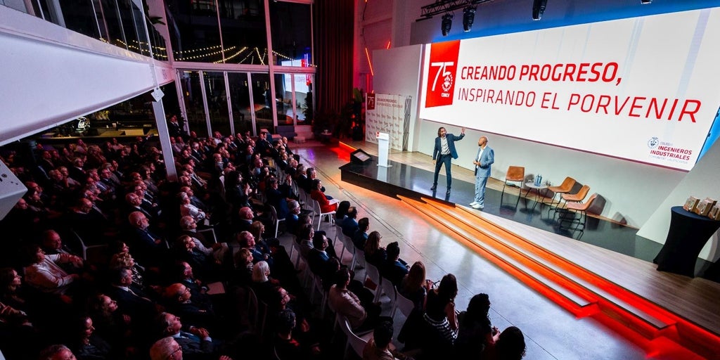 Los ingenieros industriales advierten de que la mitad de sus empresas no encuentran personal cualificado en Valencia