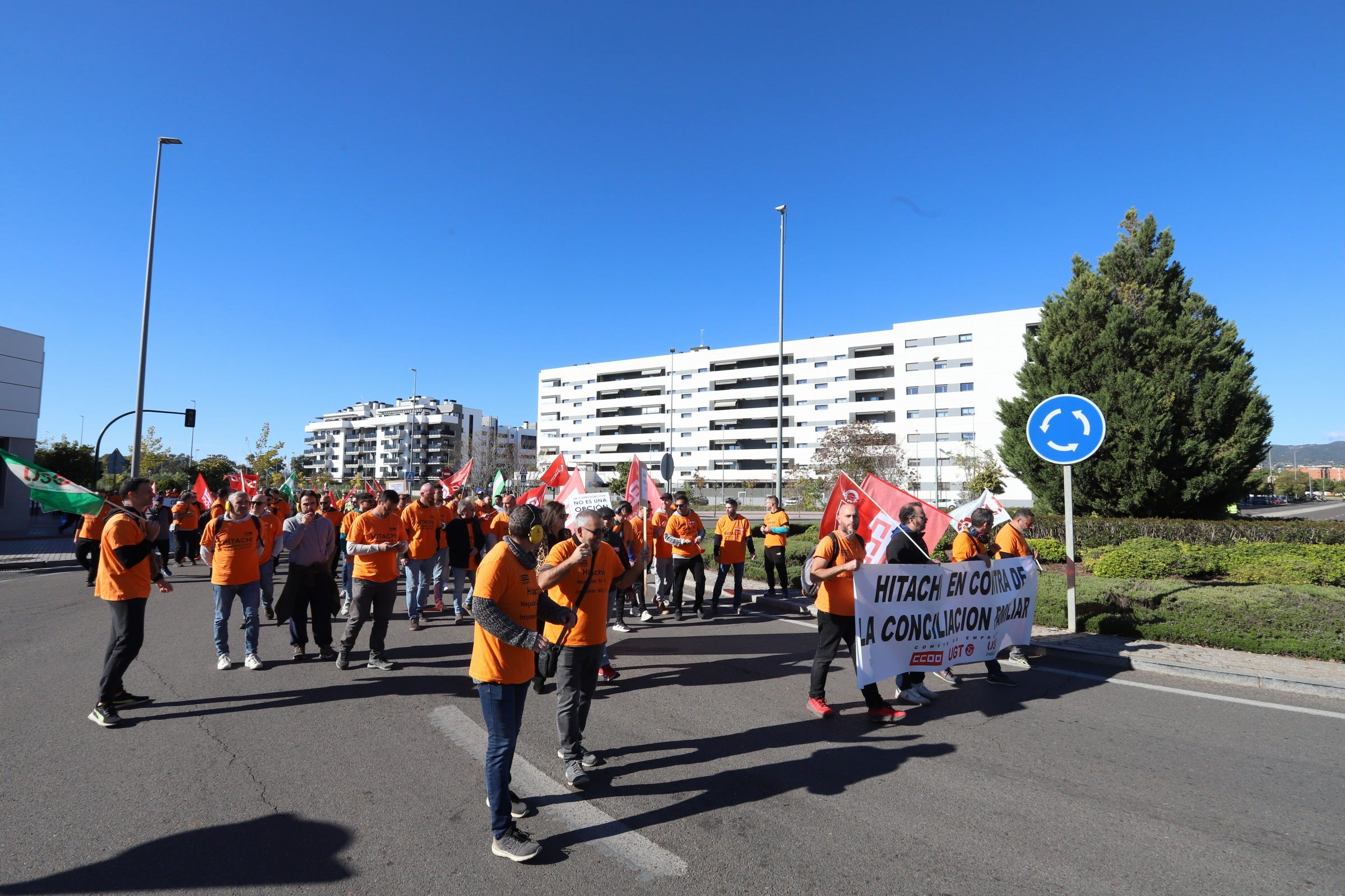 La nueva protesta de la plantilla de Hitachi en Córdoba, en imágenes