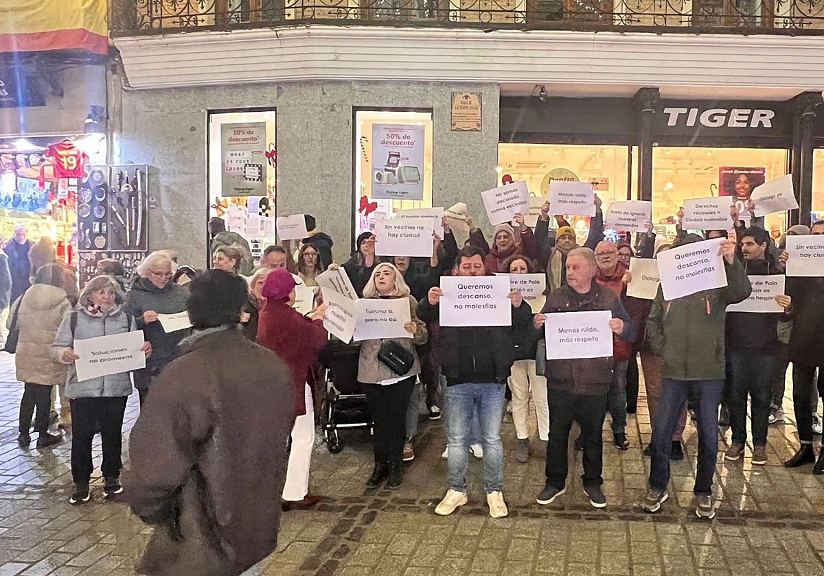 Los vecinos protestaron en las Cuatro Calles el pasado viernes