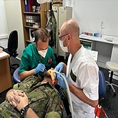 Alférez Rafael Gallardo dando servicio a la Brigada Rey Alfonso XIII de la legión