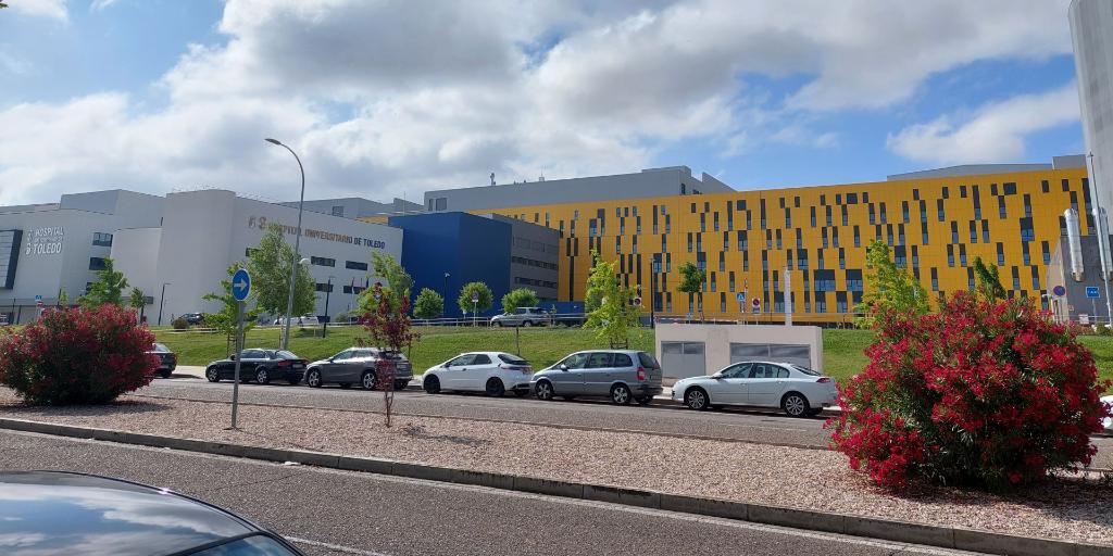 Un trabajador herido grave tras precipitarse desde unos seis metros de altura en Yeles (Toledo)