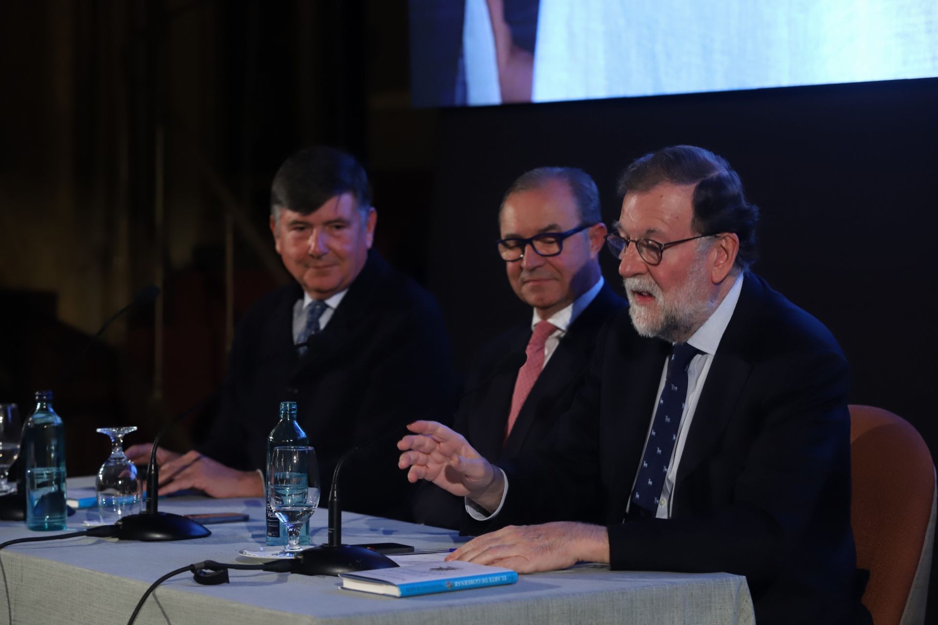 La concurrida presentación del libro de Mariano Rajoy en Córdoba, en imágenes