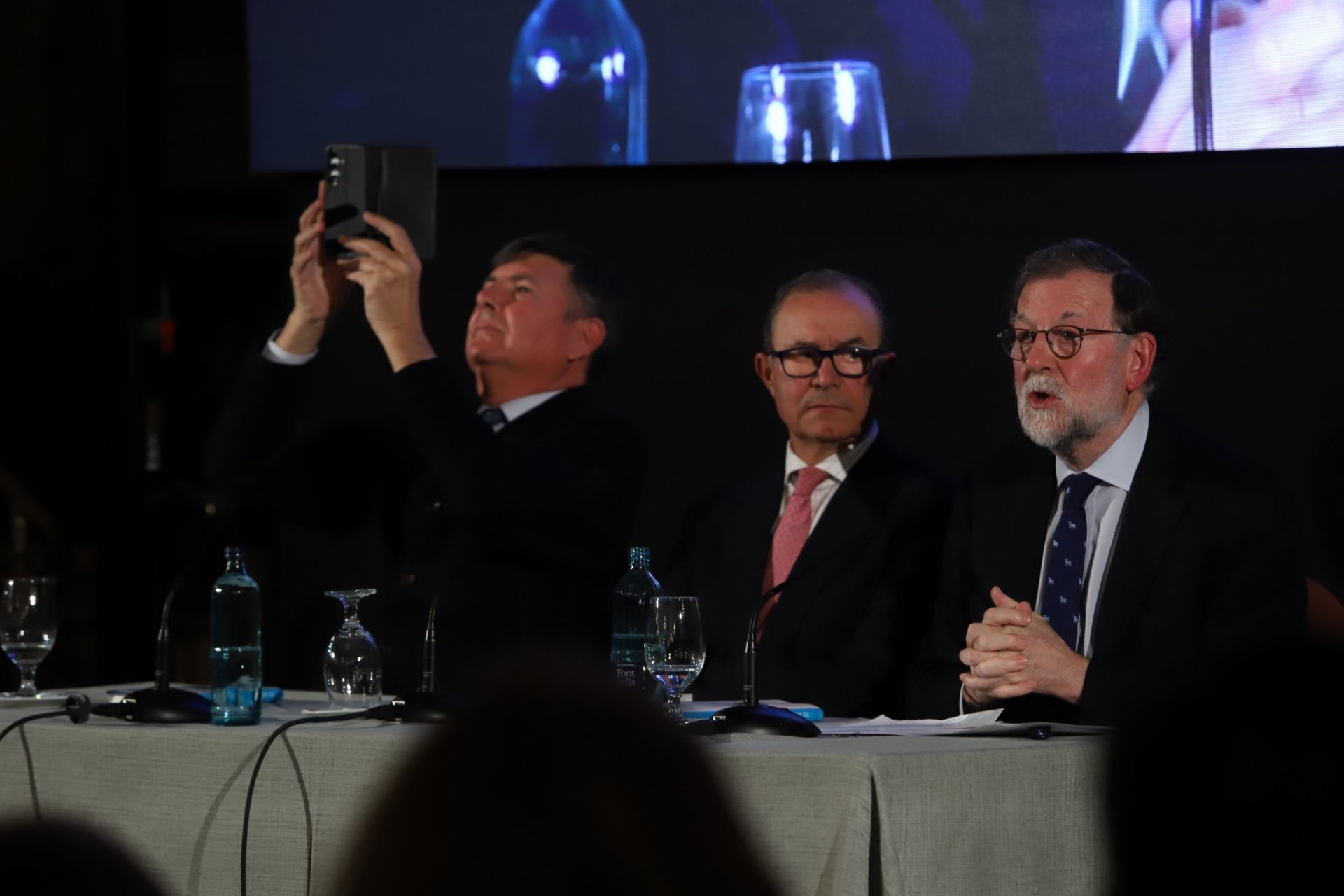 La concurrida presentación del libro de Mariano Rajoy en Córdoba, en imágenes