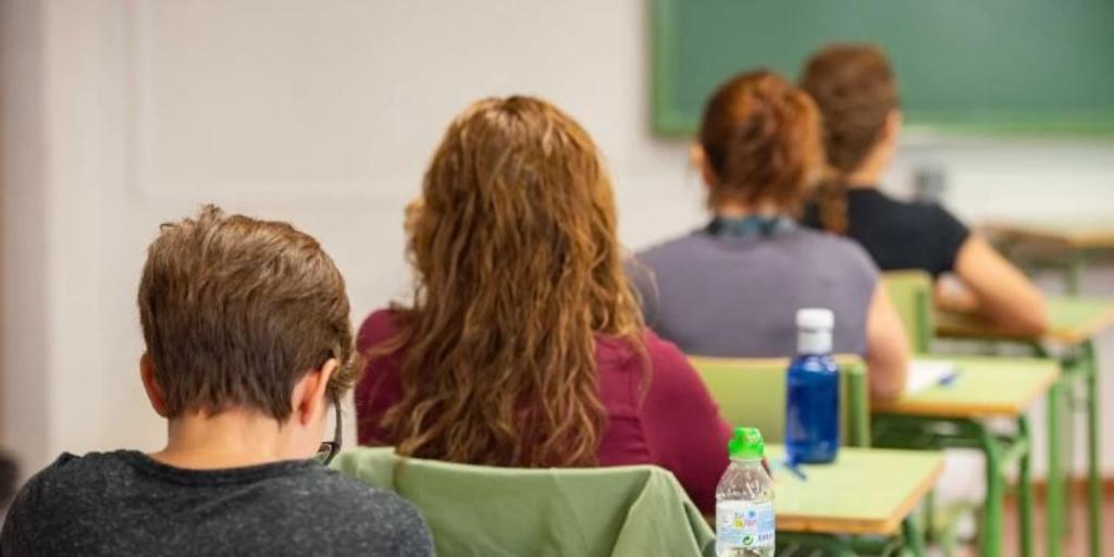 La Mesa de Negociación del personal empleado público de Castilla-La Mancha respalda la Oferta de Empleo de este año con 3.804 plazas de la Junta