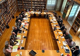 Consenso para remediar la escasez de bomberos y policías en Santiago