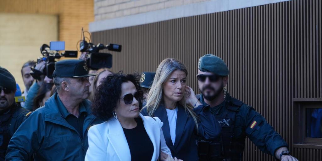 La juez de la dana considera «altamente improbable» que Vilaplana no escuchara las llamadas de Mazón