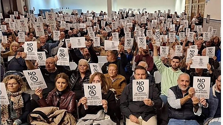 La asociación contra la planta de biogás en Villaluenga de la Sagra  (Toledo) solicita nuevos actos de concentración y protesta