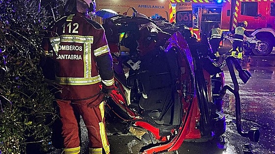Mueren tres jóvenes de 22, 23 y 25 años en un accidente de tráfico en Cabezón de la Sal
