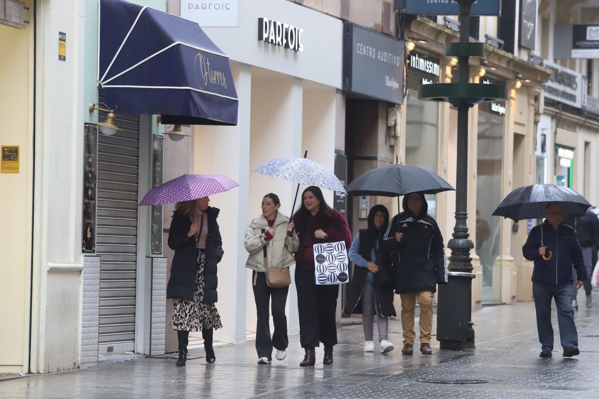 Las compras anticipan la Navidad en Córdoba, en imágenes