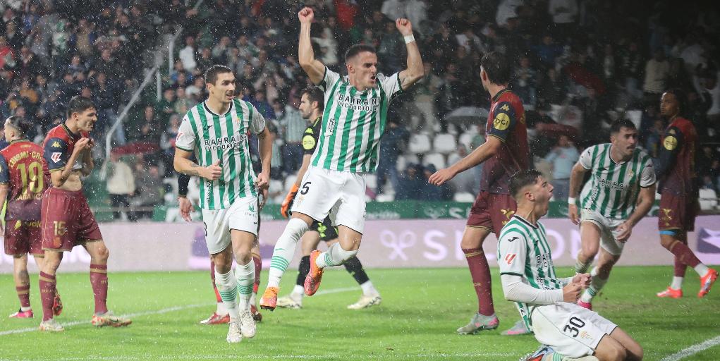 El Córdoba CF puede cerrar una jornada de Segunda División en puestos de play off siete años después