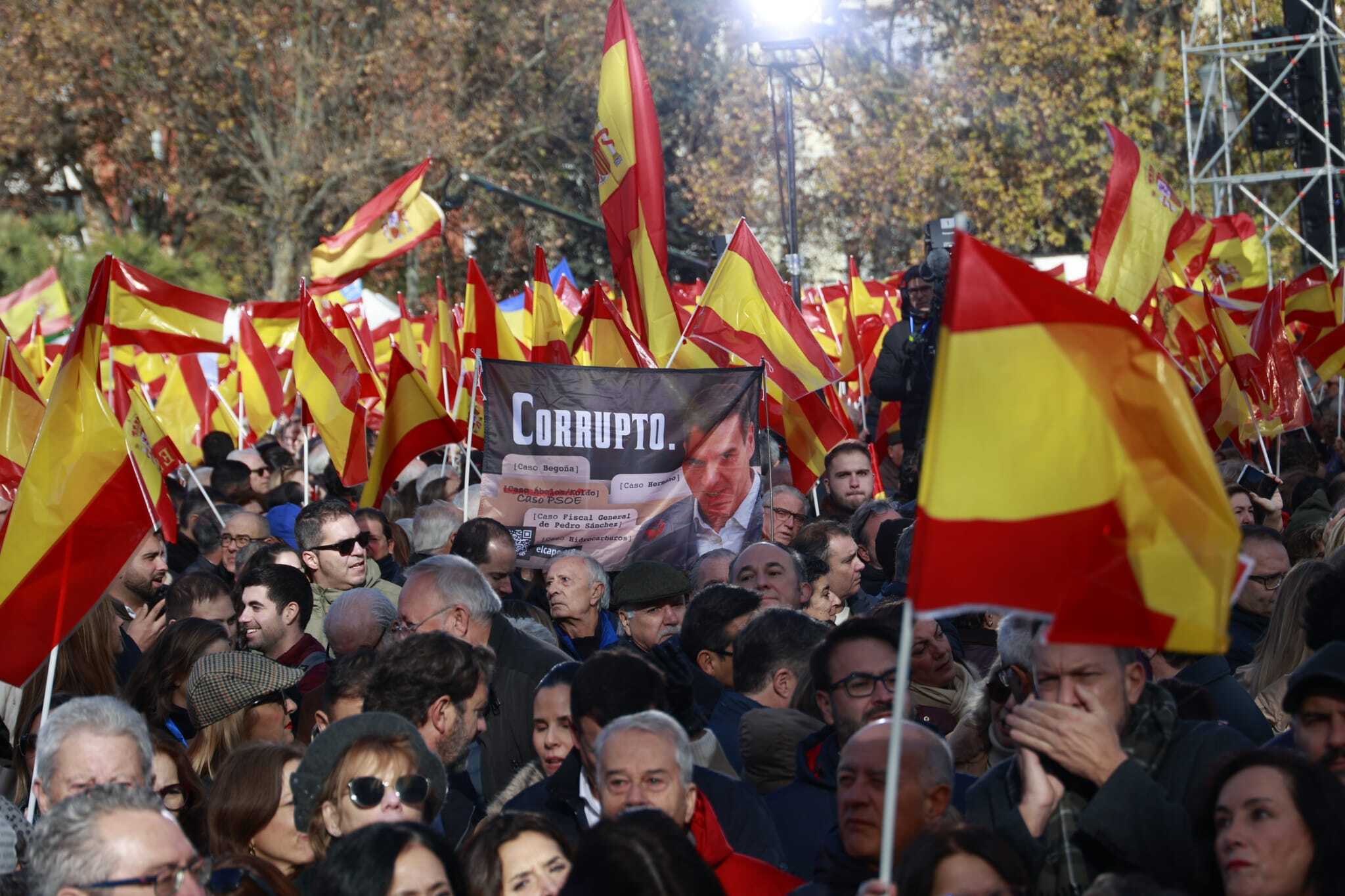 La manifestación del PP en Madrid contra el Gobierno de Pedro Sánchez, en imágenes