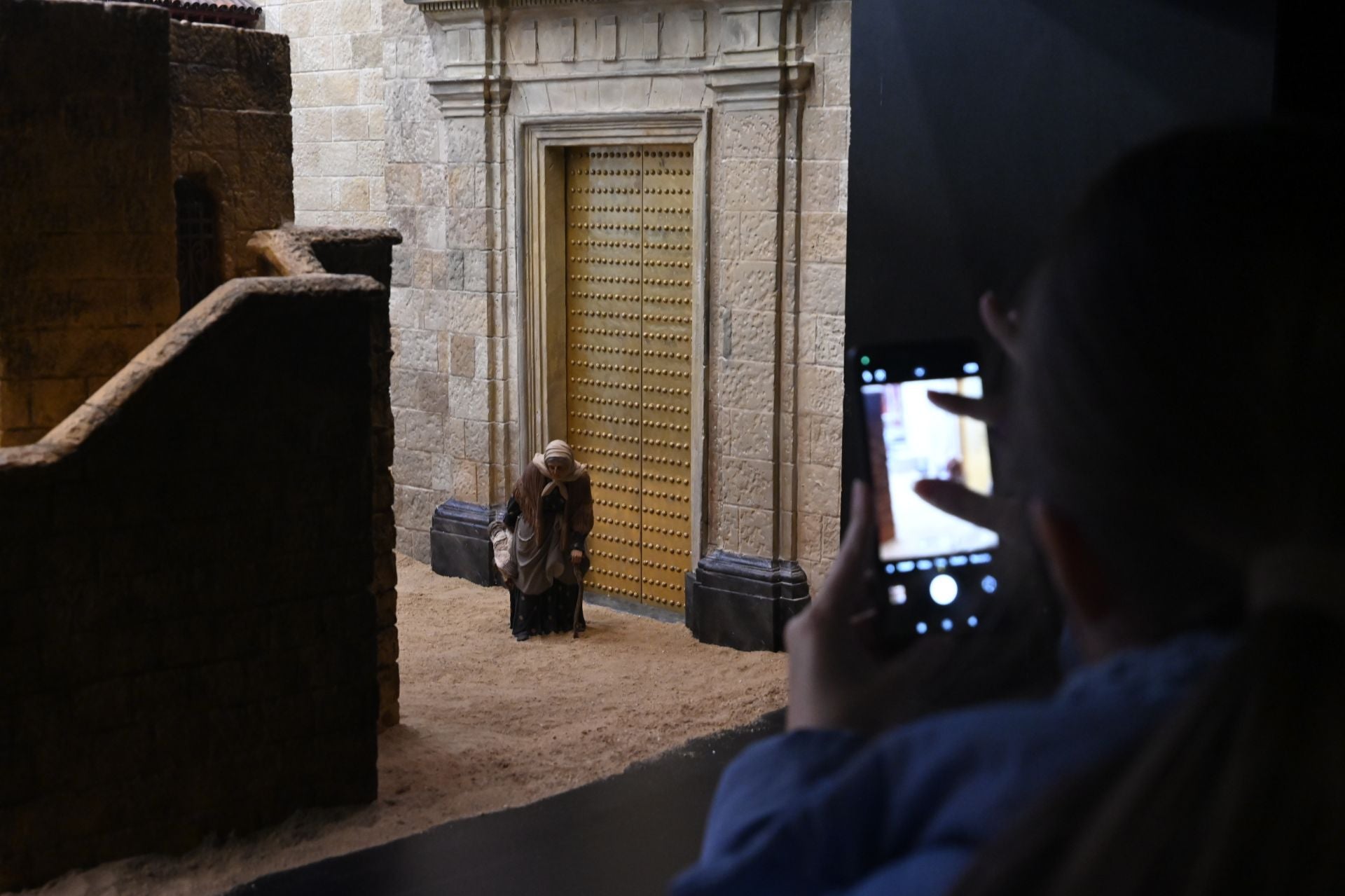 El belén de la Fundación Cajasol en Córdoba, en imágenes