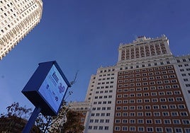 La movilidad eléctrica llega antes de fin de año a ocho parkings del centro