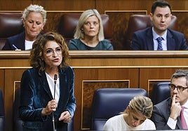María Jesús Montero promete a Bildu que prorrogará este decreto al que llaman «escudo social»