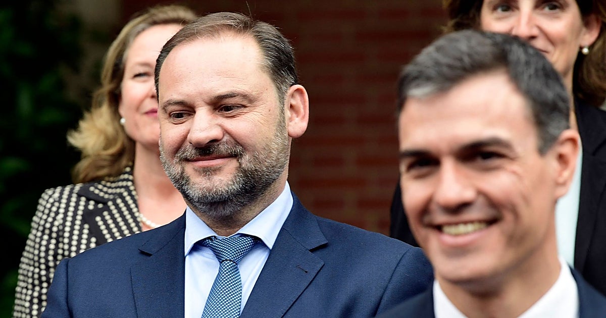 Sánchez se refiere a Ábalos como un «desconocido» y advierte: «Ni amenazas ni chantajes»