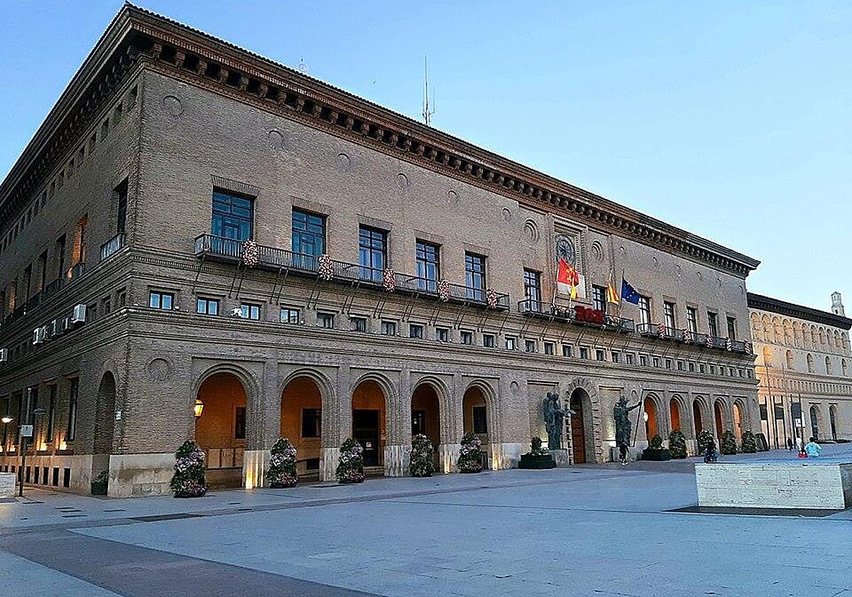 El alcalde de Aragón que más dinero cobra es el de este municipio: cuántos habitantes tiene y de qué partido es