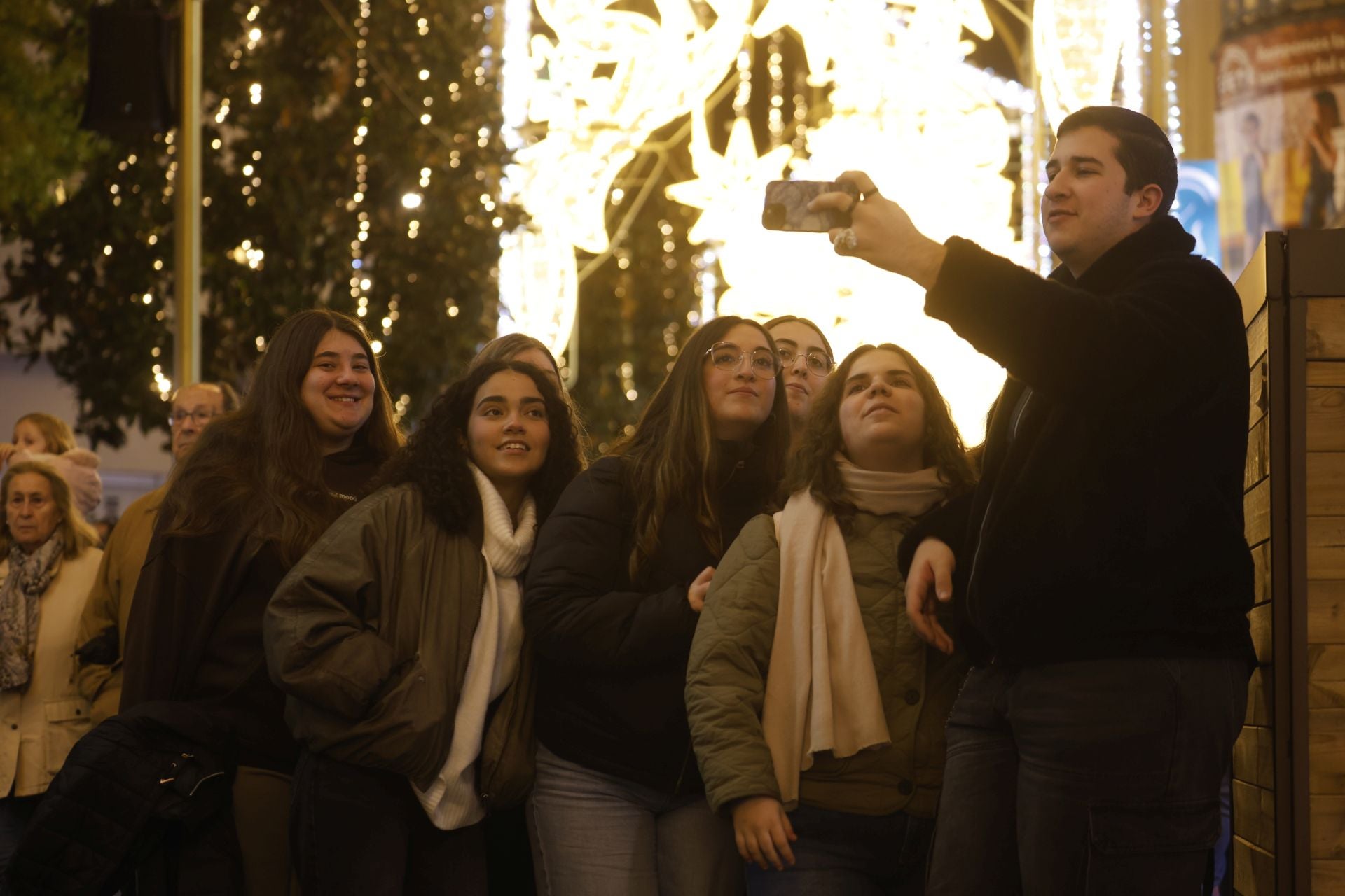 El encendido del espectáculo de luz y música de Córdoba, en imágenes