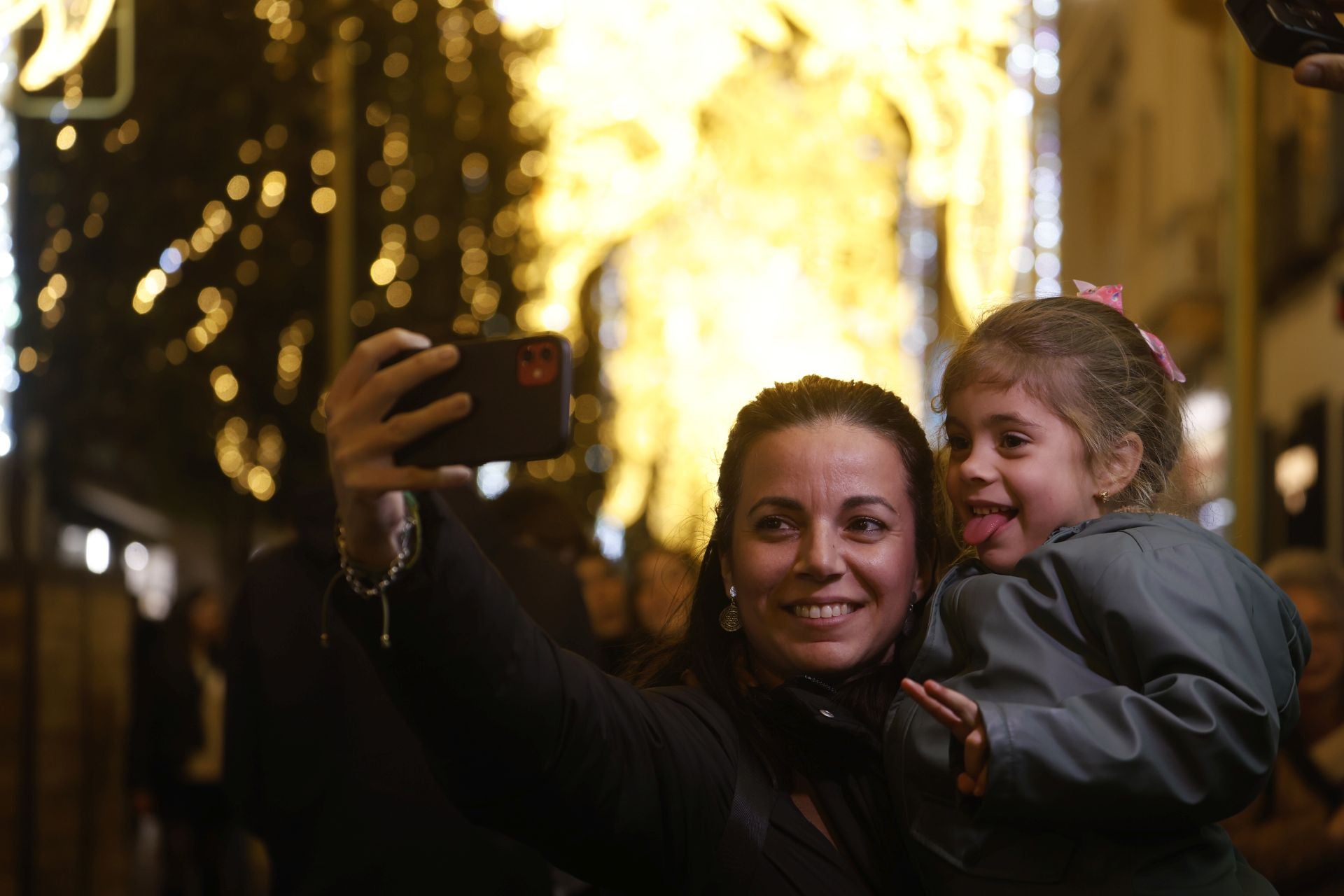 El encendido del espectáculo de luz y música de Córdoba, en imágenes