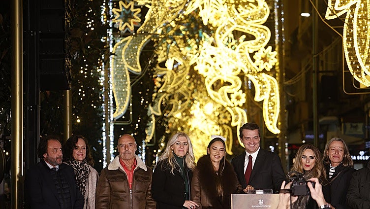 La Navidad llega a Córdoba con la voz de India Martínez y un cielo estrellado de luz y color