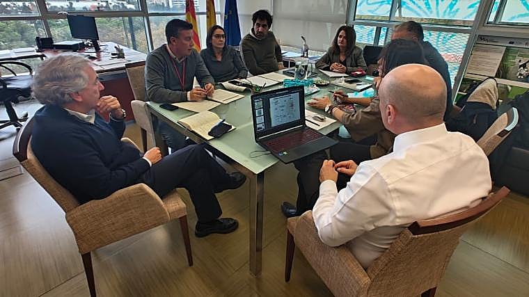 Reunión de dirigentes autonómicos y representantes de la Federación de Caza de la Comunidad Valenciana para definir las medidas preventivas ante la peste porcina africana