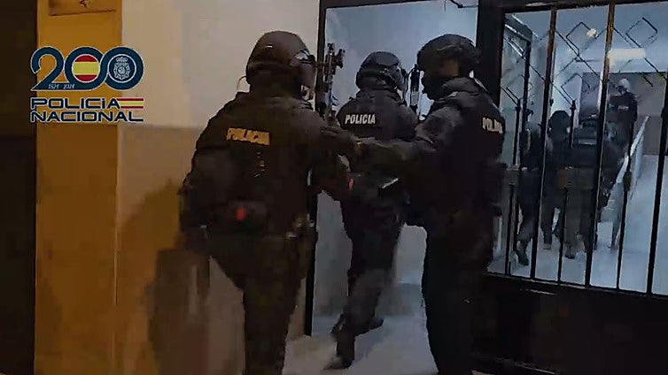 El líder de The Base en España financió la organización terrorista con el menudeo de droga