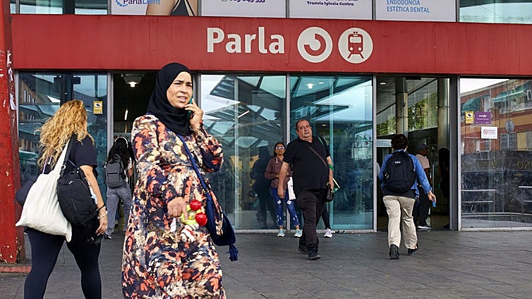Retrasos y trenes detenidos en Cercanías de Madrid por «alteración del orden público en la estación de Parla»
