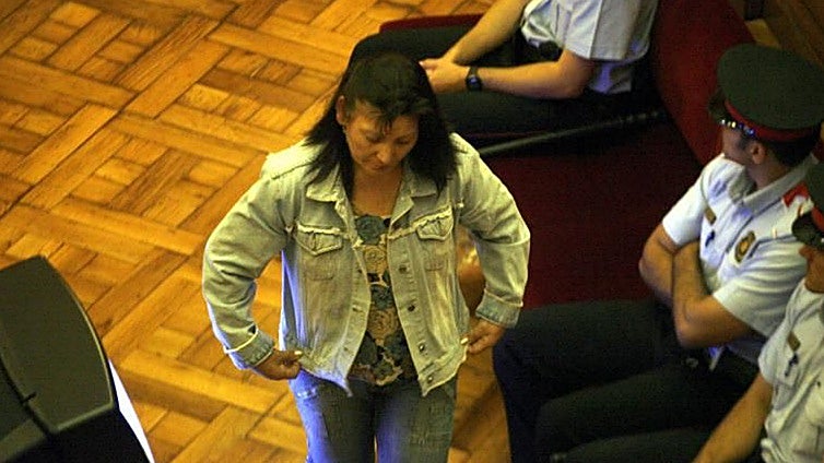 La 'matayayas' se dejó un pendiente en casa de la anciana  que apareció muerta y luego fue al bingo