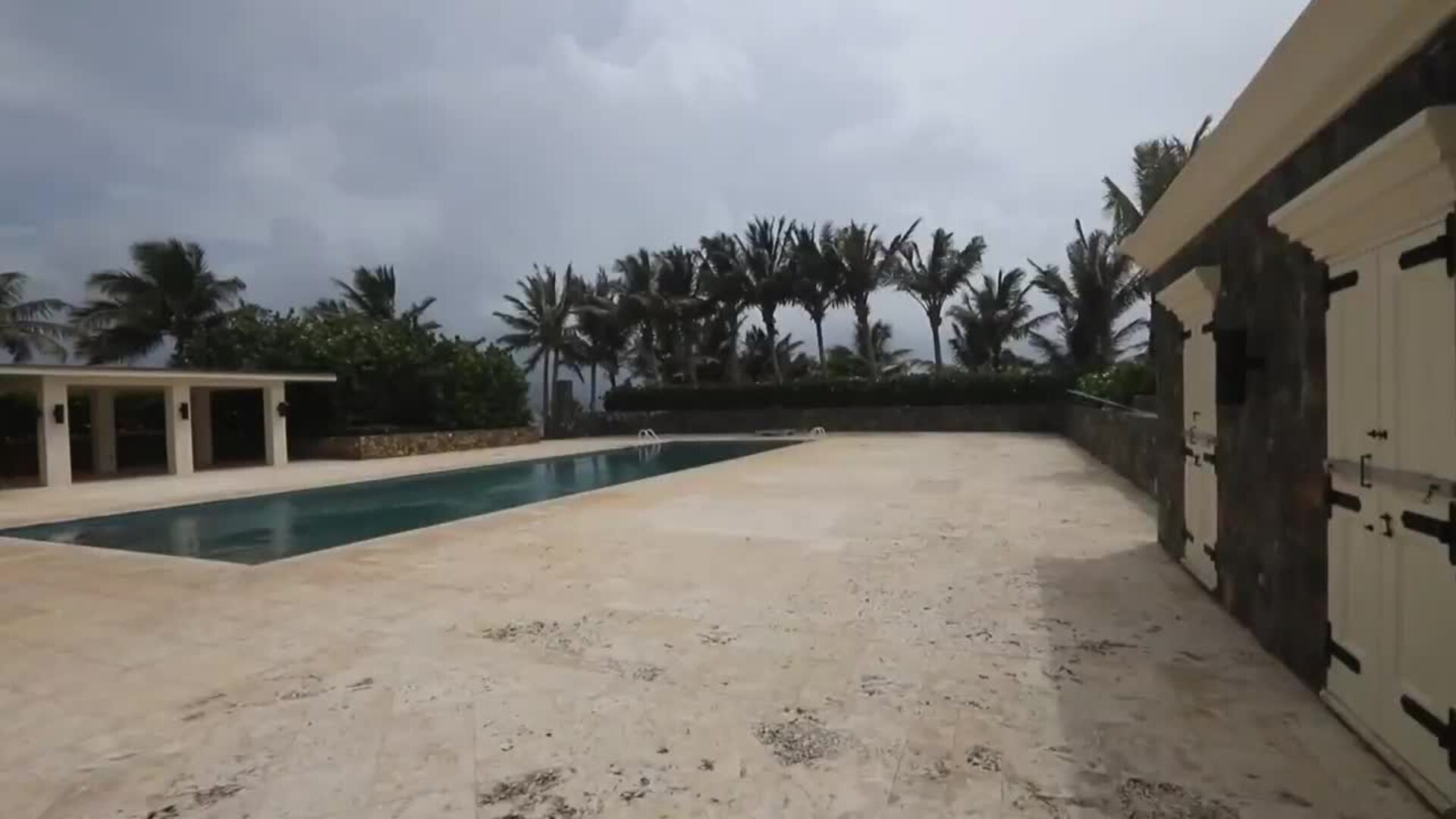 Los demócratas publican imágenes inéditas de la isla privada del pederasta Jeffrey Epstein