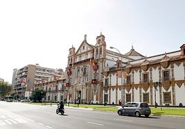 Fachada principal de la Diputación de Córdoba en el Palacio de la Merced