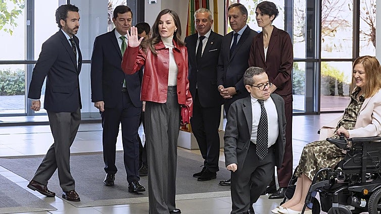 La Reina Letizia llama a «cambiar de mentalidad» respecto a las personas con discapacidad