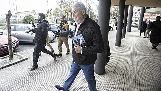 El Supremo anula la indemnización a Oubiña por la serie de TV 'Fariña' al considerar que no vulnera su honor