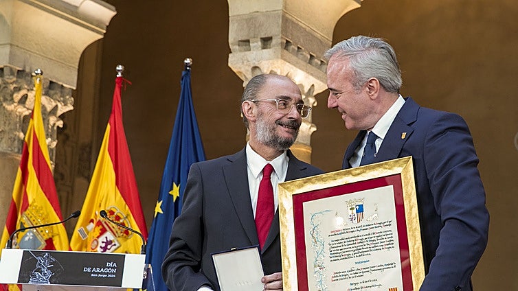 Vox no acude esta tarde al homenaje póstumo a Lambán porque considera que el PP «blanquea el presente infame del PSOE»