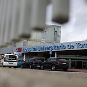 Entrada general al hospital de Torrejón