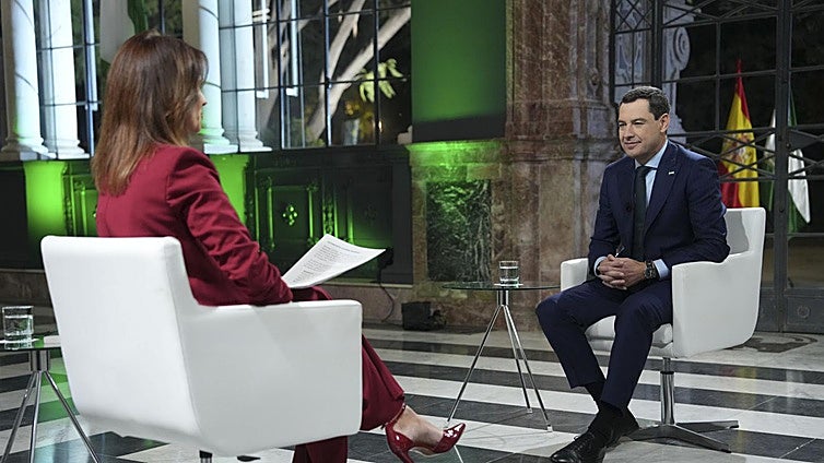 Juanma Moreno: «Si Sánchez convoca elecciones a partir de enero las haremos coincidir»