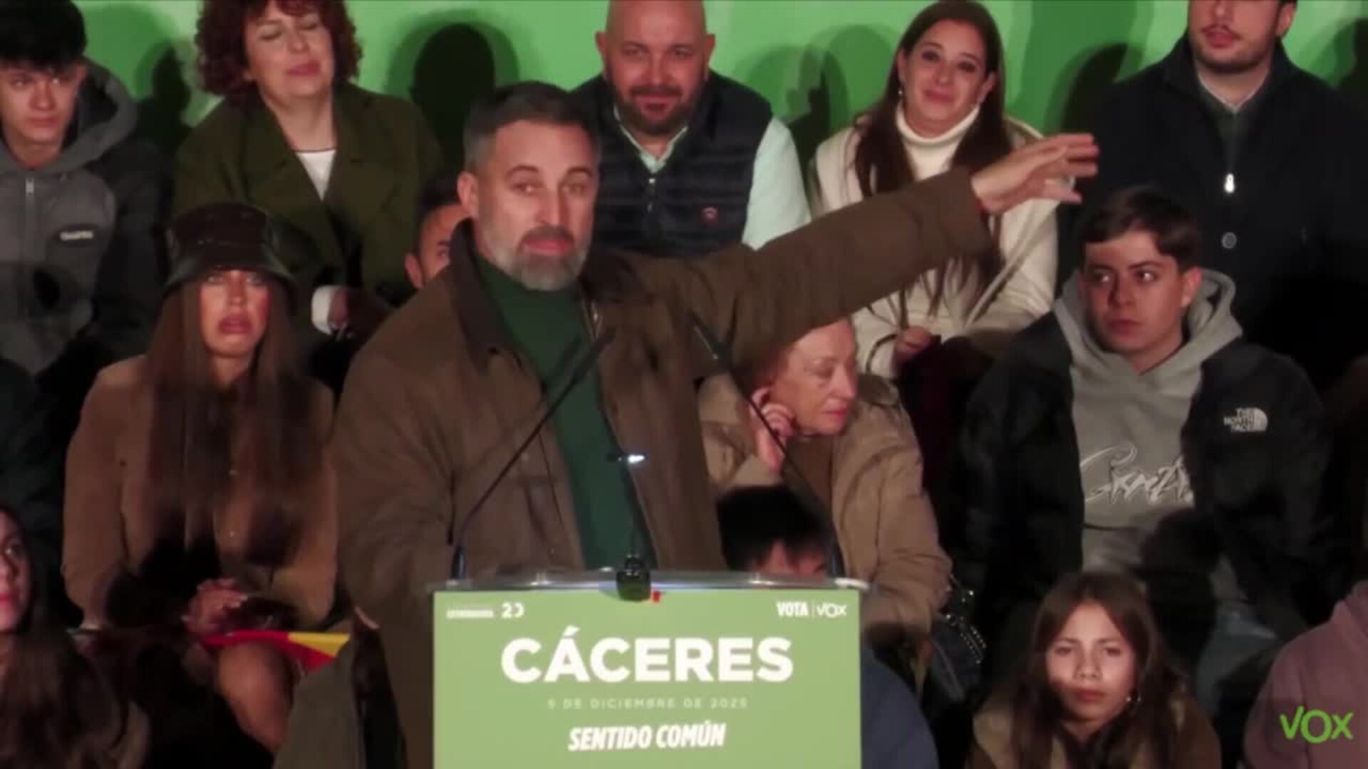Abascal critica la &quot;soberbia&quot; de Guardiola y dice que &quot;es la Irene Montero de Extremadura&quot;