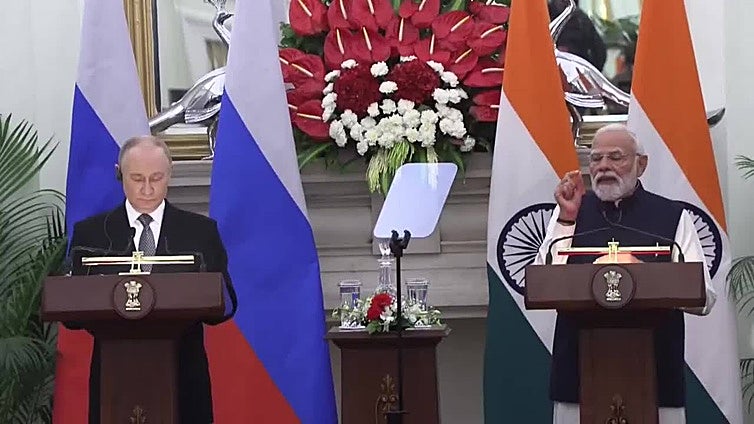 Putin y Modi sellan la "desdolarización" del comercio y fijan nuevas metas comerciales