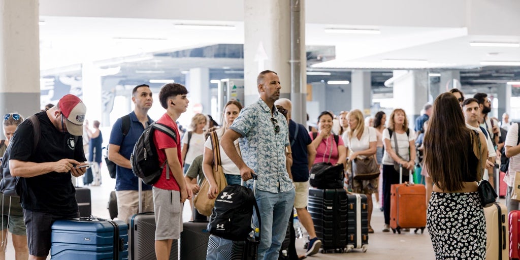 El programa Pasaporte de Vuelta facilita el retorno de 290 ciudadanos a CyL