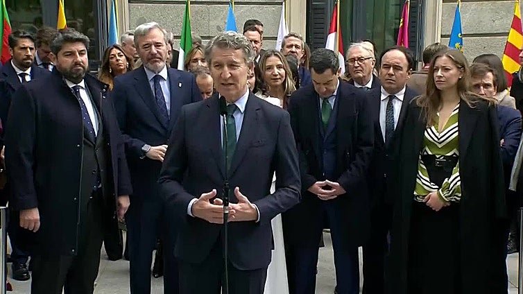 Feijóo afirma que el PP ha "pasado página" en Valencia con la sucesión de Mazón