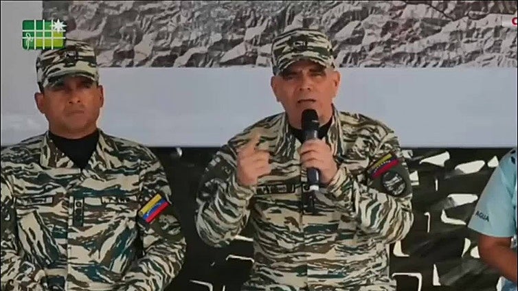 Venezuela dice que sus FF.AA. están cada día más listas para responder a las agresiones